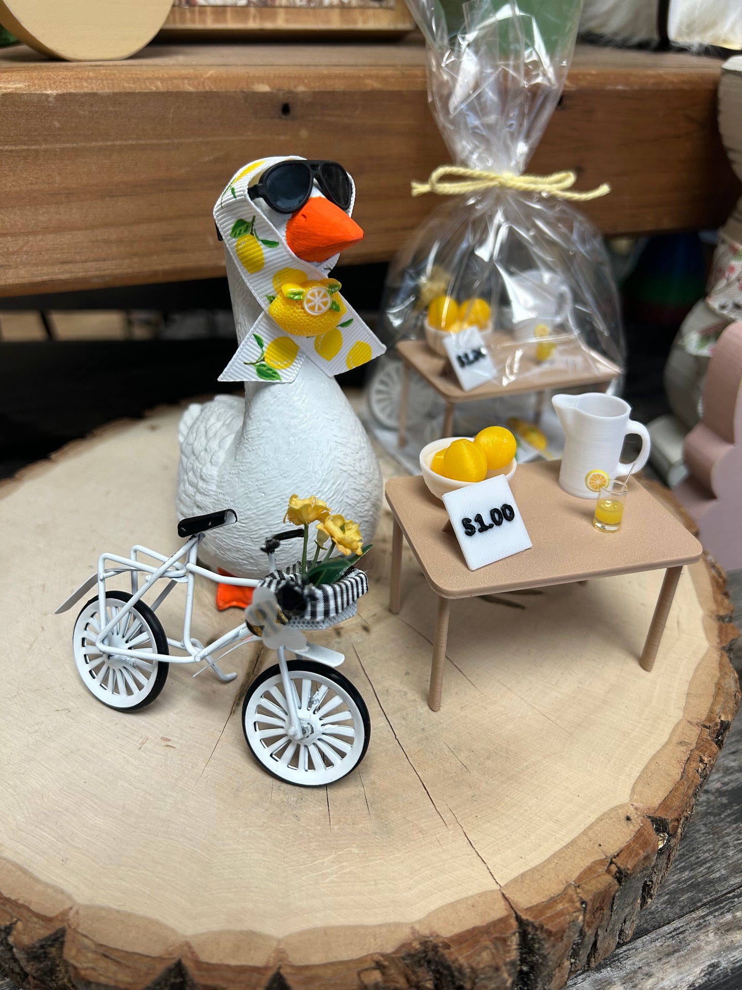 Mini Concrete Desktop Goose